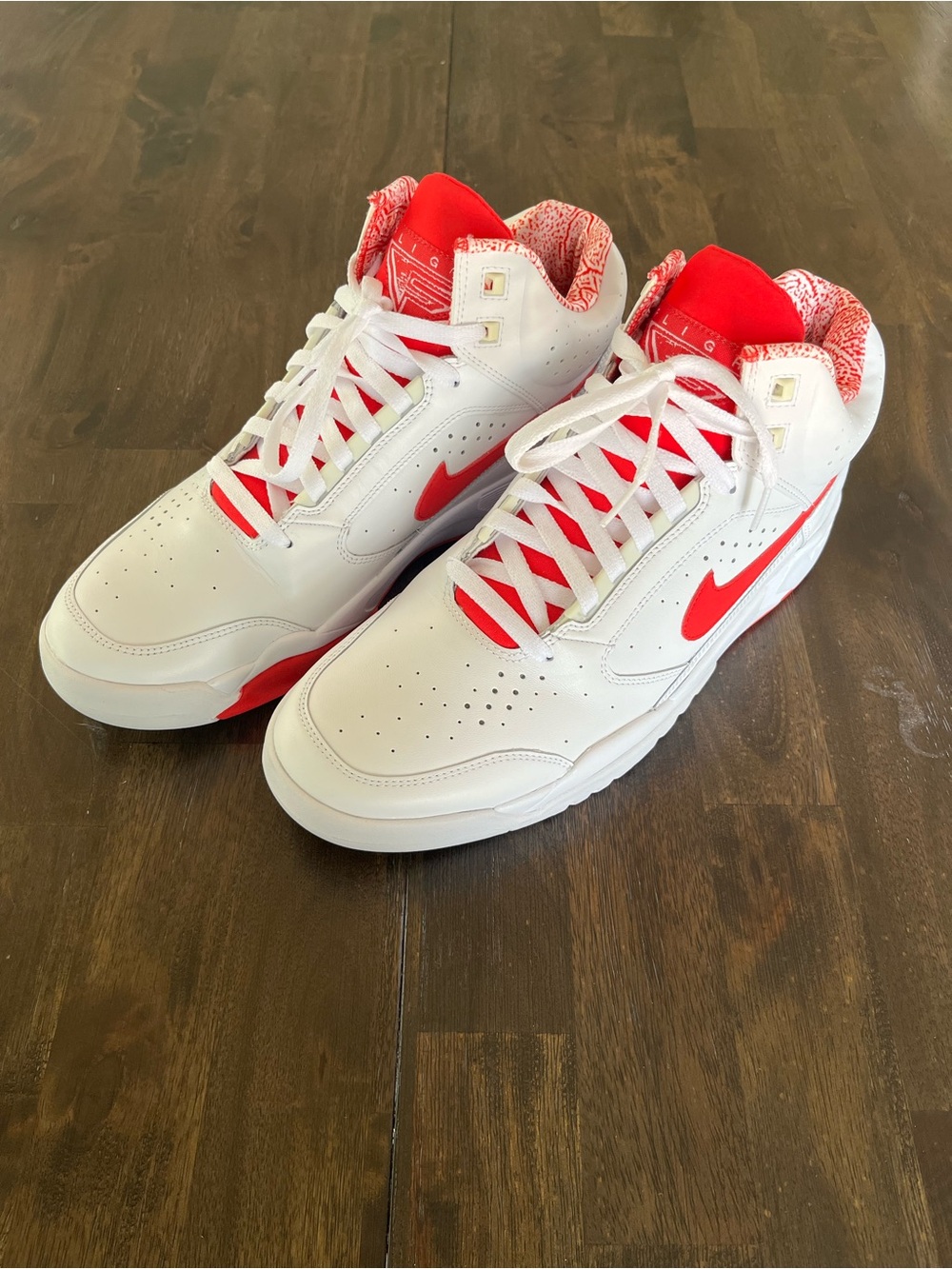 Nike Air Flight Lite Pippen PE - Picture 2 of 9